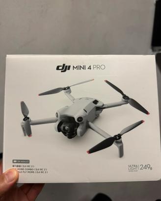 DJI MINI 4 Pro Combo