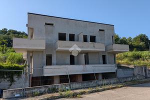 4 LOCALI A MONTESCUDO - MONTECOLOMBO