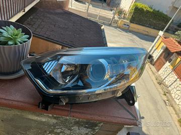 Faro sinistro Renault Captur led