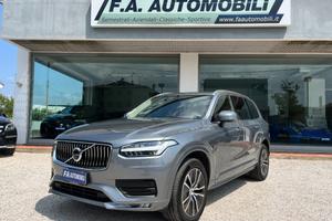 VOLVO XC90 B5 (d) AWD Geartronic 7 posti Momentu