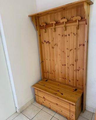 Arredo coordinato in legno
