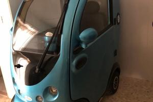 Auto Scooter elettrico per Anziani/Disabili