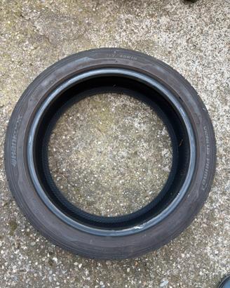 Gomme Hankook 215/45 r18