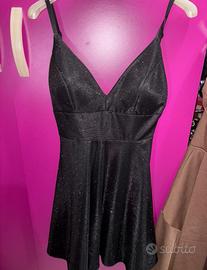 Vestito brillantinato nero da festa