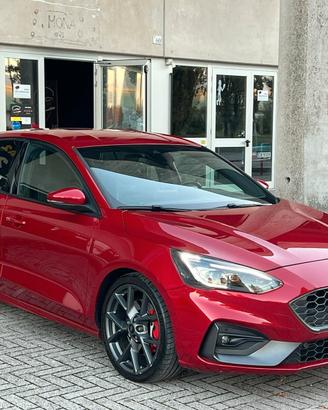 Ford Focus 2.3 EcoBoost 280 CV 5p. ST