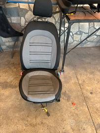 Tappezzeria fiat punto evo  5 porte pulita