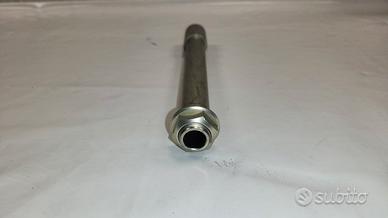 perno ruota anteriore forcella suzukio GSXR 1000 k