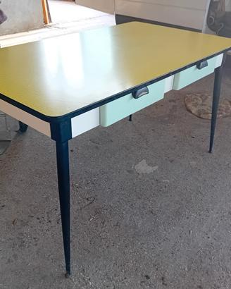 tavolo vintage '60