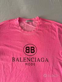 T-shirt Balenciaga