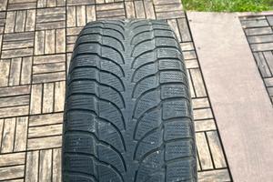 Pneumatici invernarli Bridgeston