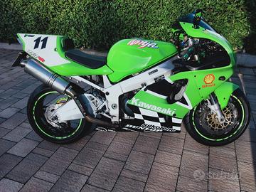 Kawasaki Ninja ZX-7 - 1997