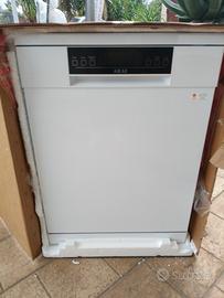 Lavastoviglie 15 coperti 3 cestelli NUOVA 