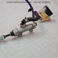POMPA POSTERIORE x SUZUKI GSXR 750 2008 2009 600 2