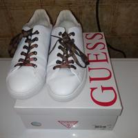 Sneakers GUESS