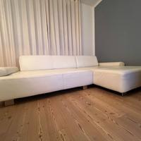 Divano in vera pelle con chaise longue