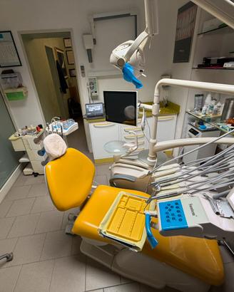 Riunito odontoiatrico