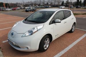 Nissan Leaf  30 kwh