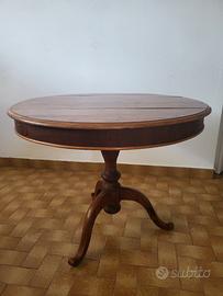 Tavolo rotondo in legno  diametro 1 mt.