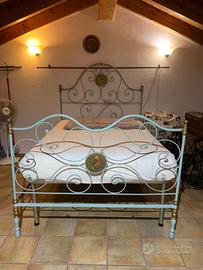 Struttura letto in ferro battuto fine 800