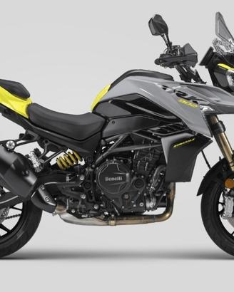 Benelli TRK 902 STRADALE con promo OMAGGIO kit val
