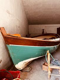 Barca, gozzo 7mt motore entrobordo 40c