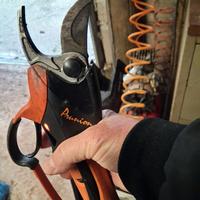 Forbici pellenc a batteria
