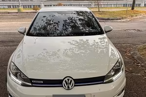 Volkswagen Golf 7 Restyling 1.4 TGI Metano DSG