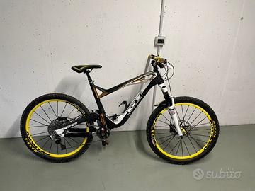 GT CARBON PRO R