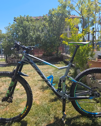 Scott Spark Plus Carbon 27.5" - Fox Elite / XT