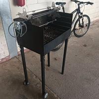 Barbecue con girarrosto