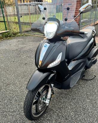 Piaggio Beverly 350 ABS Police