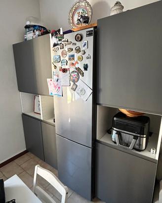 Mobili Alti IKEA - Metod con ante Voxtorp