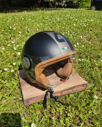 Casco moto certificazione ECO