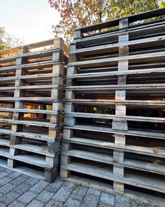 Pallets-bancali in legno usati, varie misure.