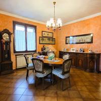 4 LOCALI A BAGNOLO SAN VITO