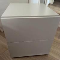 Comodini URGENZA ACCETTO PROPOSTE