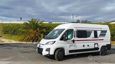 Van - Roller Team Livingstone 2 Go - 2+1 posti let