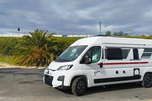 Van - Roller Team Livingstone 2 Go - 2+1 posti let