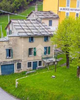 RUSTICO A BOSCO CHIESANUOVA
