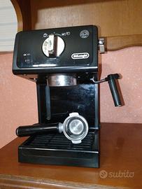 Macchina caffè espresso De Longhi