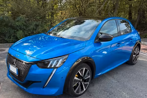 Peugeot 208 II GT Line 1.2 101CV