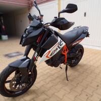 KTM 690 Duke - 2011