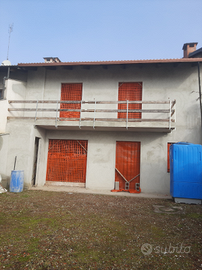 Casa con garage di nuova costruzione
