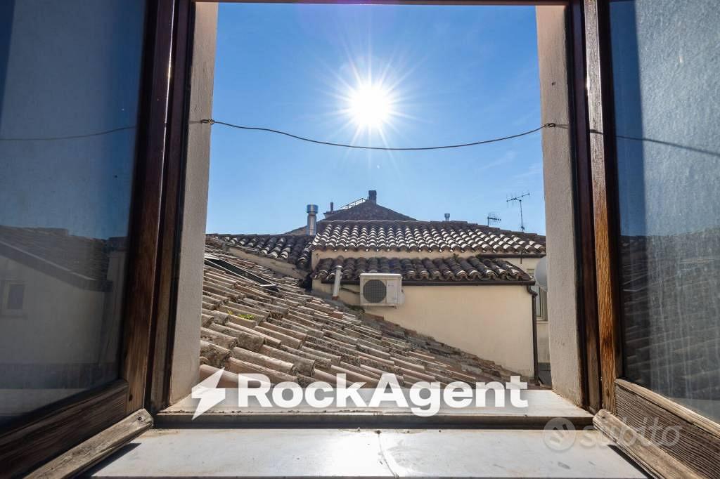 Appartamento di 146 m² con 4 locali a Catanzaro