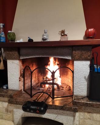 Recuperatore di calore per camino aperto 