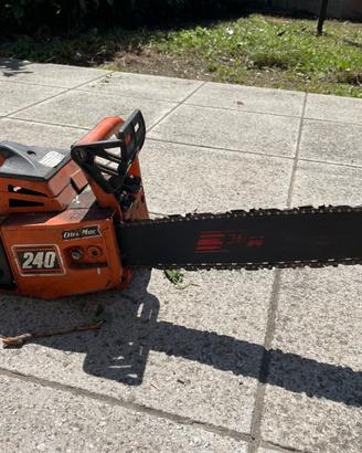 Decespugliatore Oleomac 240 – a scoppio – da verif