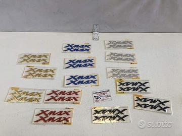 Coppia adesivi in rilievo Xmax