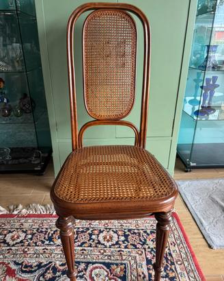 Rara sedia Thonet numero 32