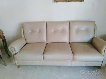 Divano in pelle 3 posti