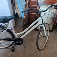 Bici con cambio e luci